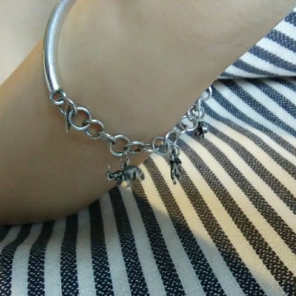 VINTAGE STERLING SILVER ELEPHANT CHARM BANGLE BRACELET RARE! - Picture 3 of 5